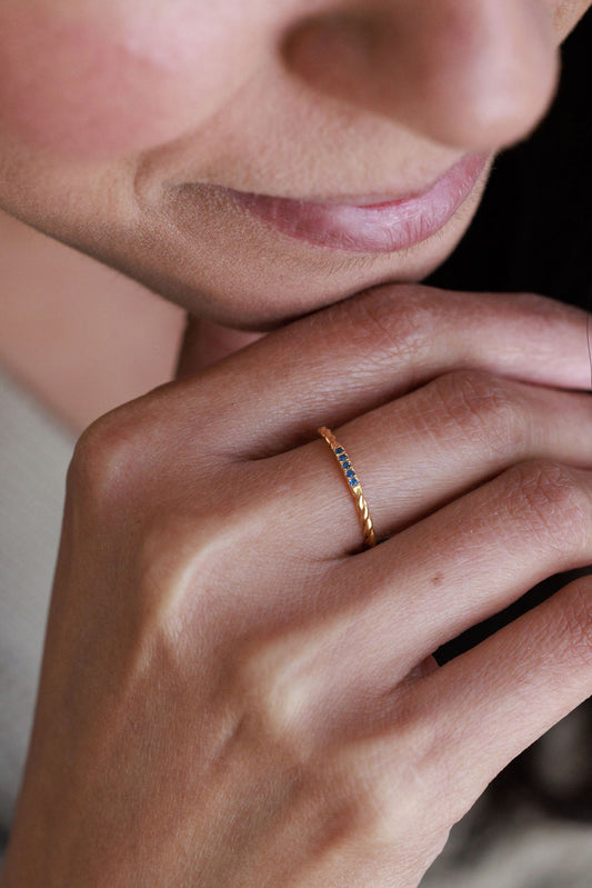 Blue Sapphire Gold Twisted Ring